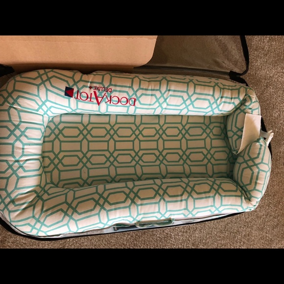 Dock-A-Tot Portable Baby Bed - Picture 3 of 4